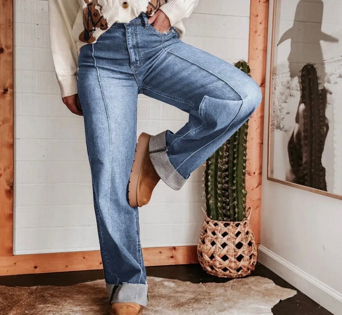 Retro hem wide leg denim ￼
