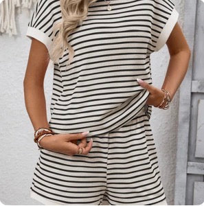 Striped knit 2 Piece￼